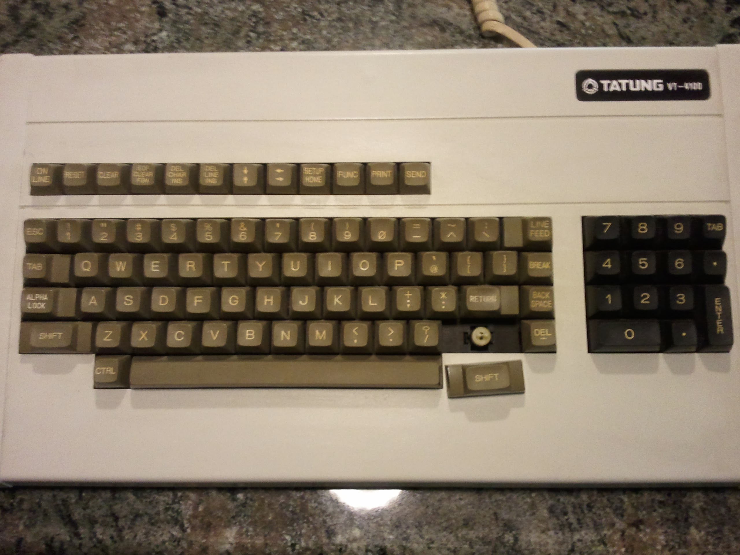 Tatung VT-4100 keyboard