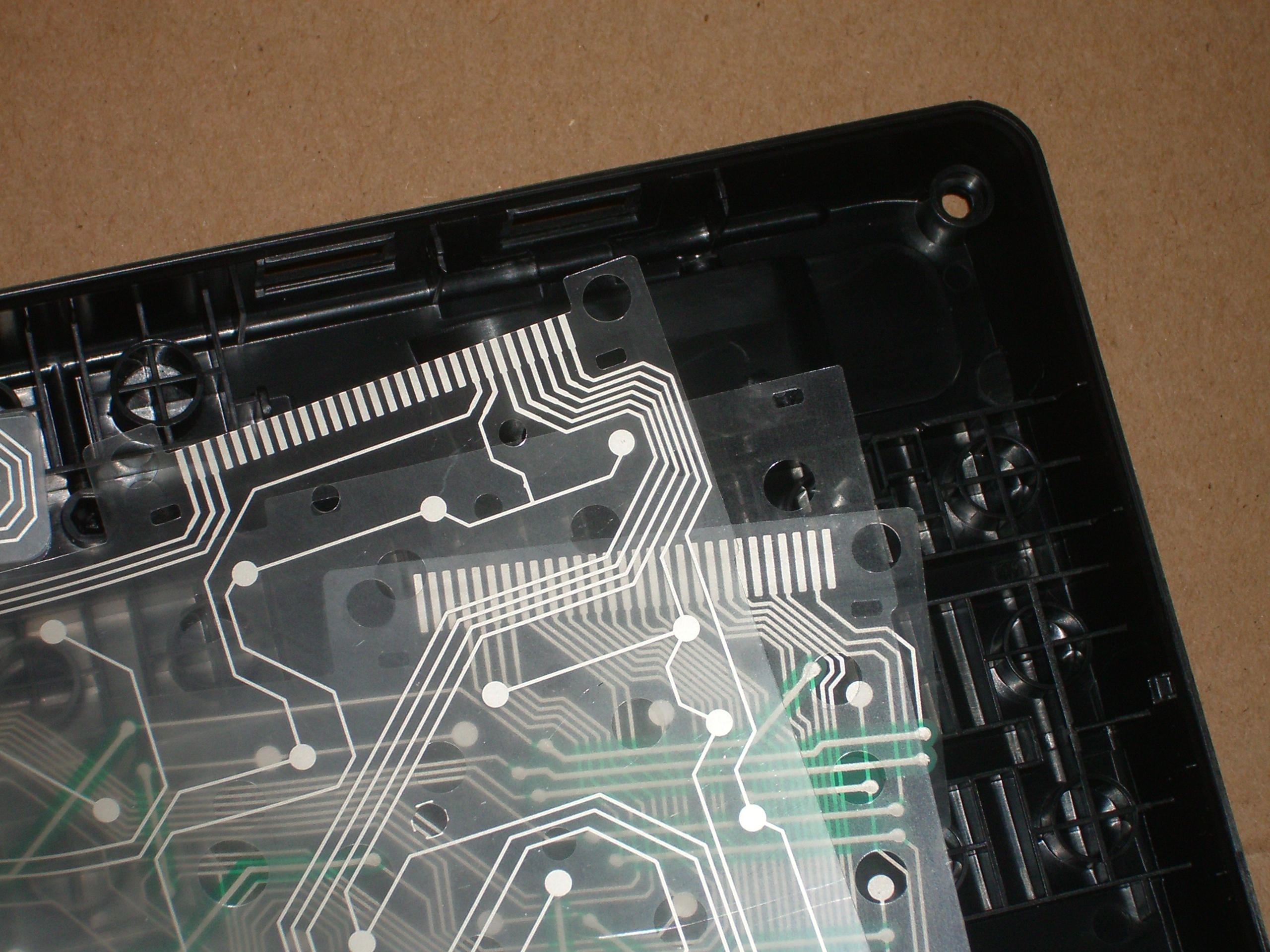 Dell KB522 -- membrane layers separated.jpg