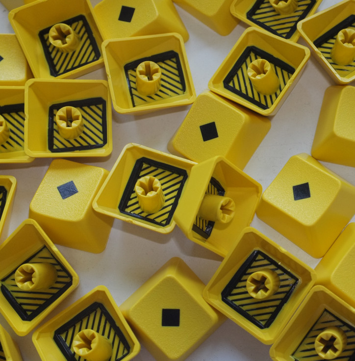 YELLOW_DIAMOND100.jpg