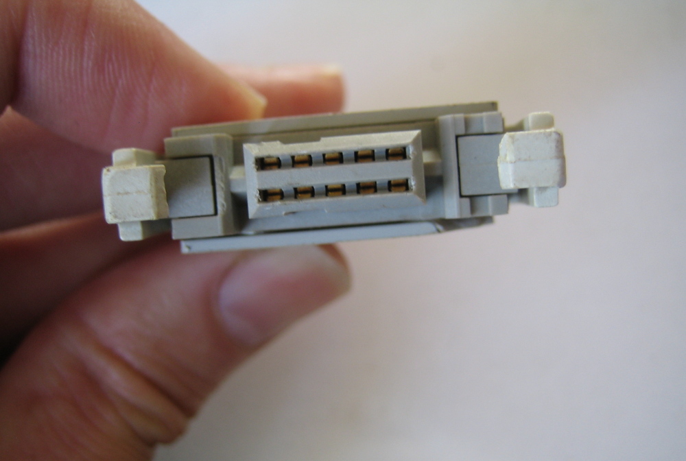 connector.JPG
