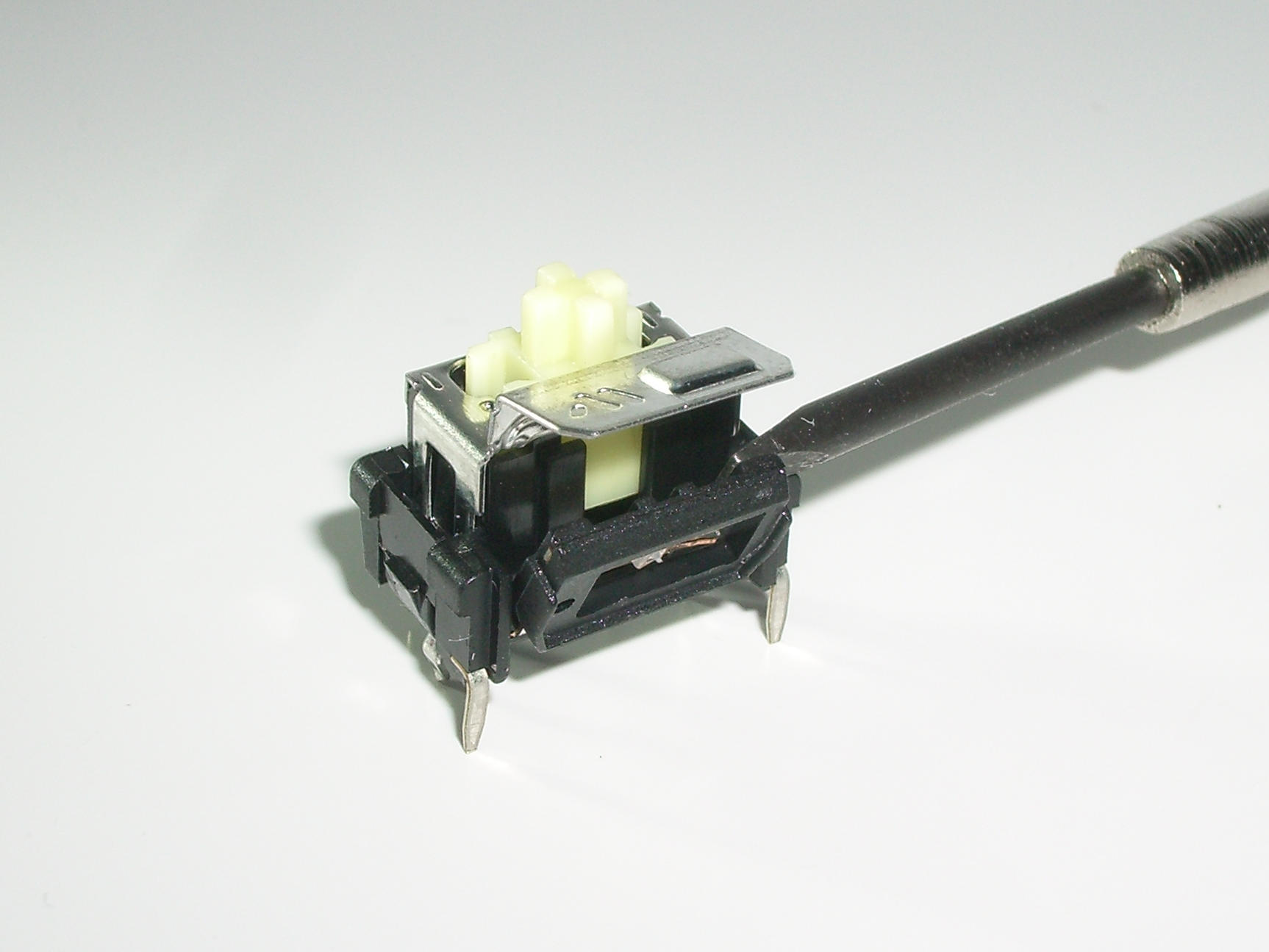 7. Open out contact assembly.jpg