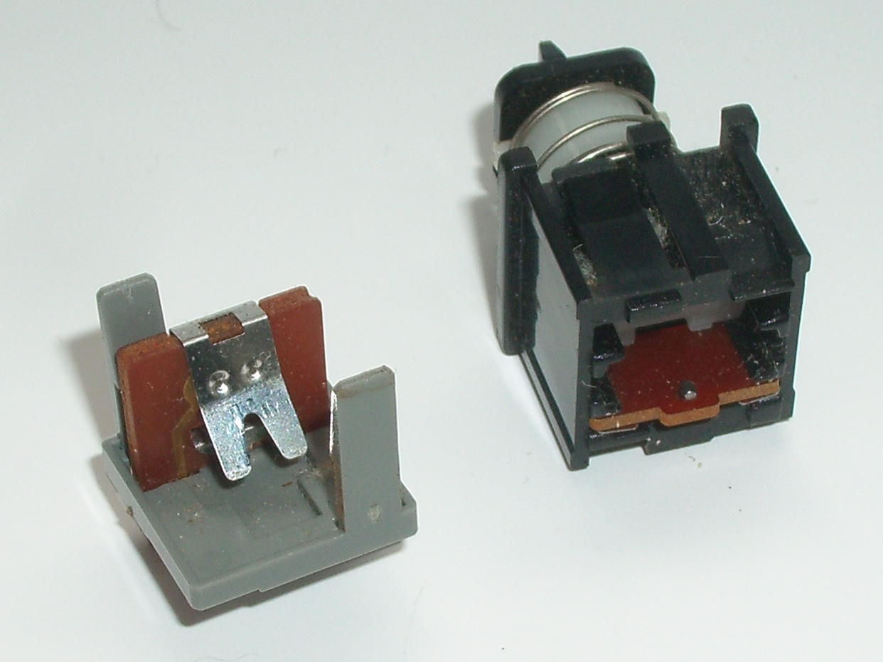 C64 10 open.jpg