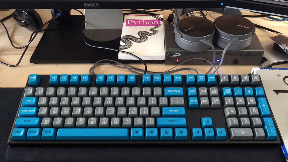 space_cadet_keyboard_atwork_05.jpg