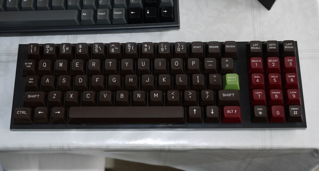 Gorgeous colour scheme.