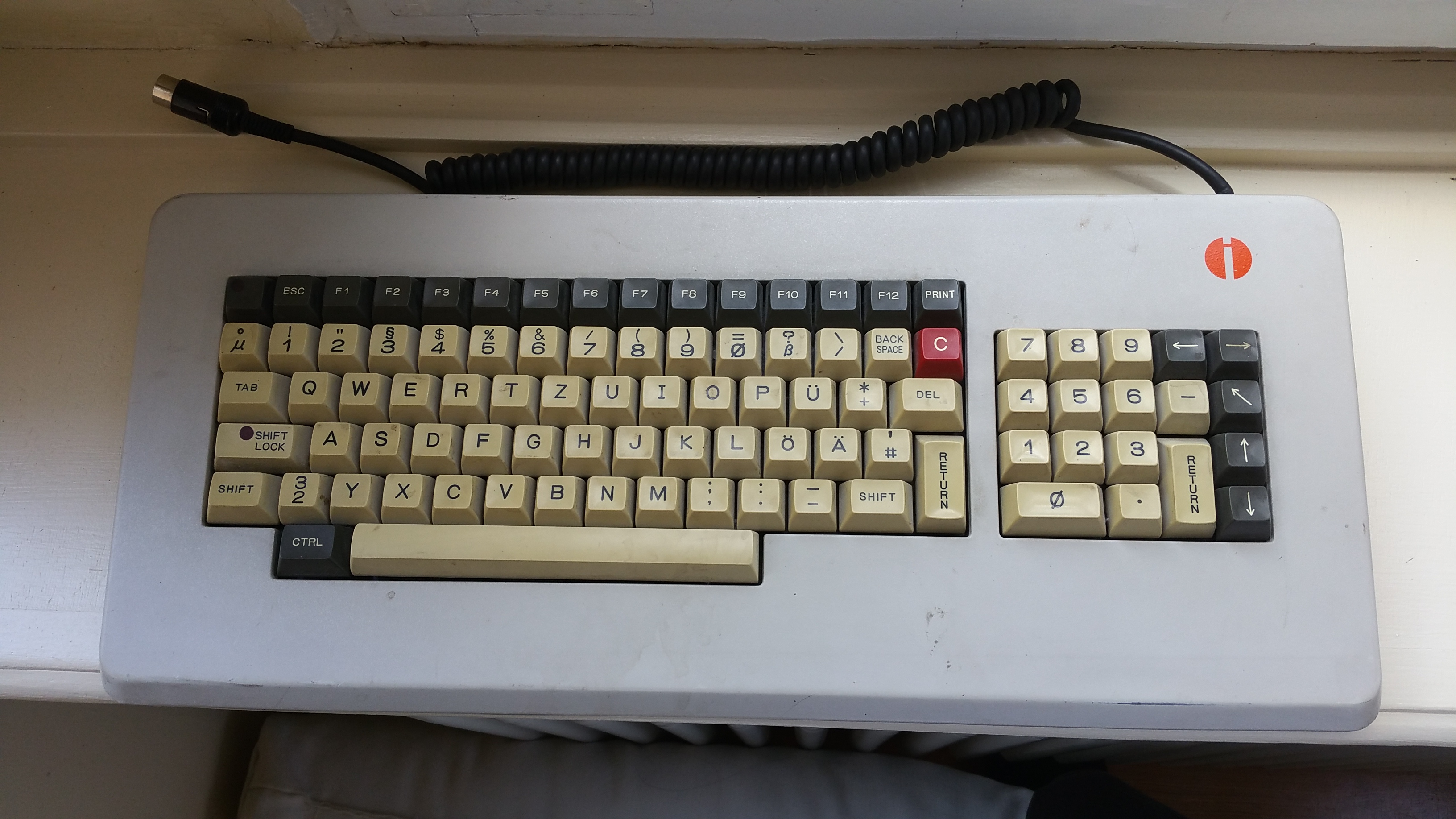 dirty keyboard caps