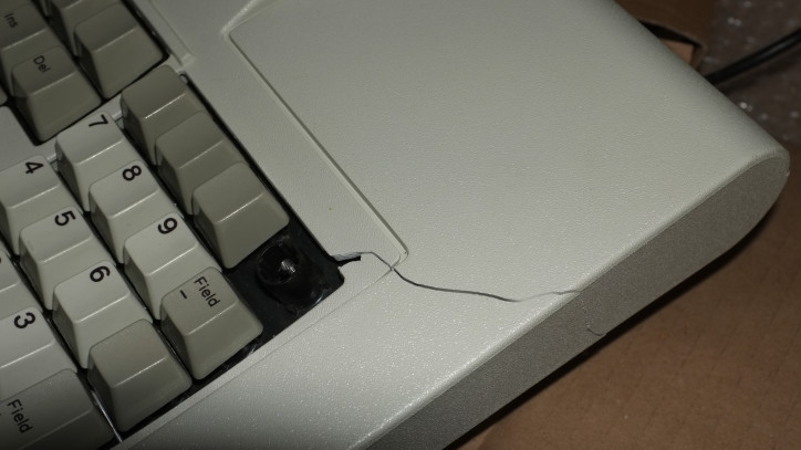 Model_M_122key.jpg