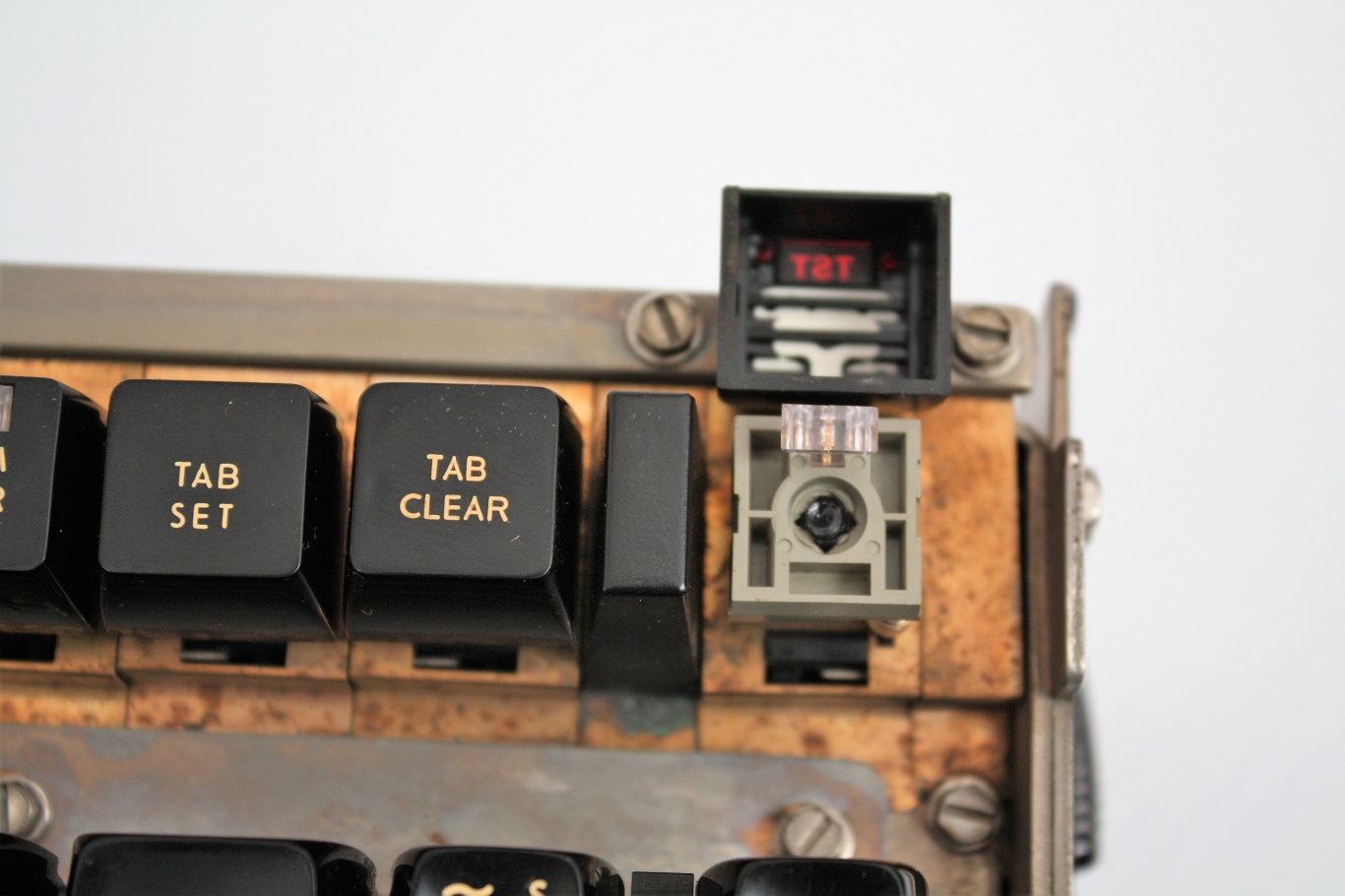 Teletype 40K 103 RCB - red lit key cap and switch