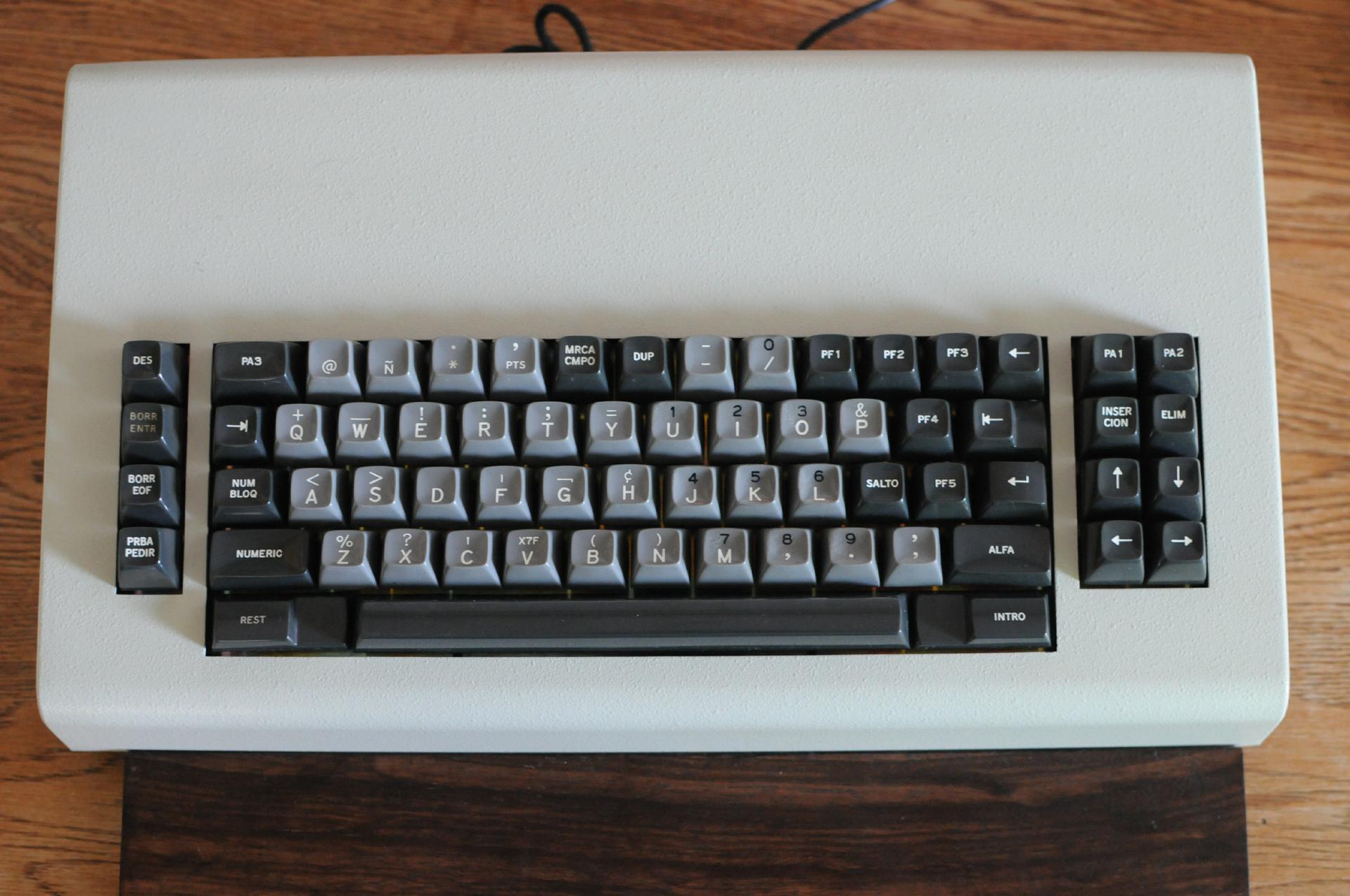 Beamer on the desk
